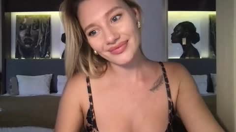 Stella online show from 12.02.25