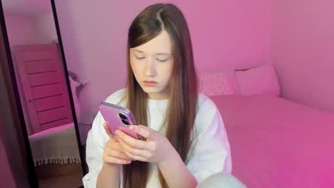 stella_sunny online show from 02.26.25