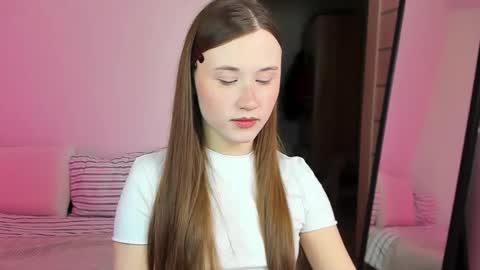 stella_sunny online show from 11.13.25