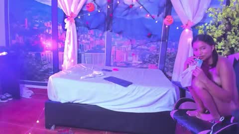 stellaandtyler online show from 10.17.25