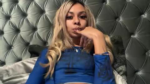 Snapshot of stellaangel chatting on 11.06.25 stellaangel online show from 11.06.25