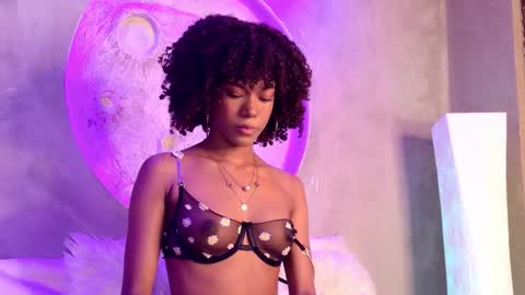 S T E L L A online show from 10.21.25