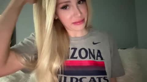 Stella Bella online show from 03.04.25