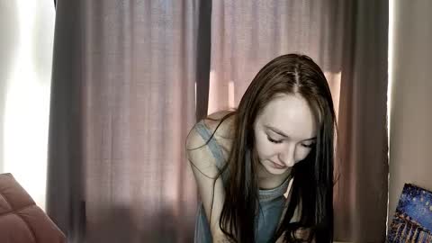 Snapshot of stellafalt chatting on 09.22.25 Stella online show from 09.22.25