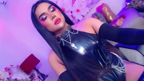 Snapshot of stellagrayts chatting on 04.29.26 CALL ME STELLA online show from 04.29.26