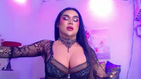 Snapshot of stellagrayts chatting on 05.02.26 CALL ME STELLA online show from 05.02.26