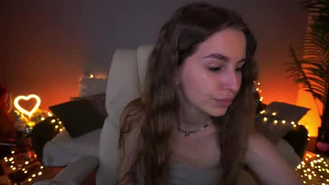Snapshot of stellahoneywell chatting on 05.14.26 stellahoneywell online show from 05.14.26