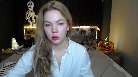 stellalights online show from 10.31.25