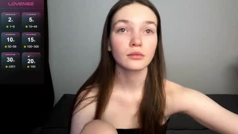 Snapshot of stellapayne chatting on 02.10.25 stellapayne online show from 02.10.25