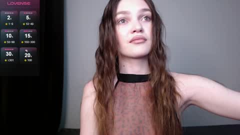 Snapshot of stellapayne chatting on 03.07.25 stellapayne online show from 03.07.25