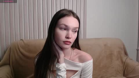 Snapshot of stellapayne chatting on 09.25.25 stellapayne online show from 09.25.25