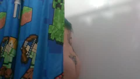 Snapshot of stellaquinn1775 chatting on 11.30.25 Stella online show from 11.30.25