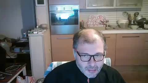 Snapshot of stellar_mesh3d chatting on 01.04.25 Mesh3D online show from 01.04.25