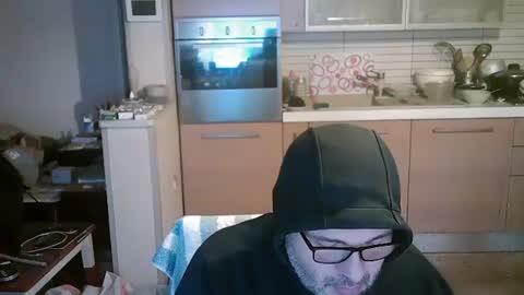 Snapshot of stellar_mesh3d chatting on 01.06.25 Mesh3D online show from 01.06.25