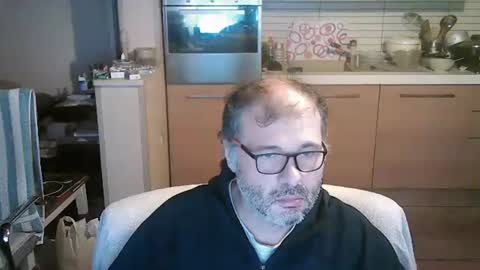 Snapshot of stellar_mesh3d chatting on 01.10.25 Mesh3D online show from 01.10.25