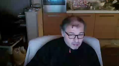 Snapshot of stellar_mesh3d chatting on 02.22.25 Mesh3D online show from 02.22.25
