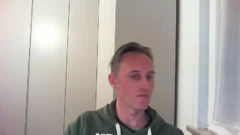 sten015 online show from 12.23.24