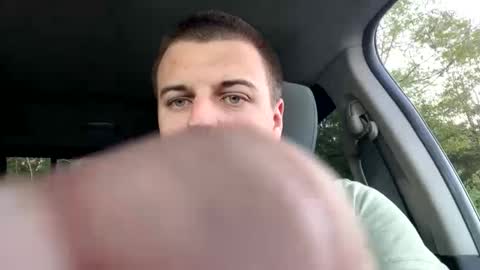 Snapshot of stepbro18 chatting on 10.08.25 Honestly Im a slut I have a high sex drive and I love talking to people off this platform online show from 10.08.25