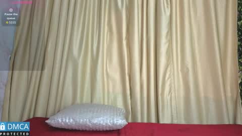 Stepha online show from 10.17.25