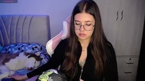 Emma online show from 12.23.24