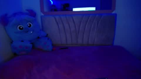 Emma online show from 02.04.25