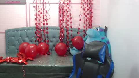 Snapshot of stephania_t chatting on 02.15.25 Stephania online show from 02.15.25