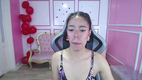 Snapshot of stephania_t chatting on 03.09.25 Stephania online show from 03.09.25