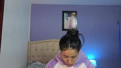 Stephania online show from 05.13.26