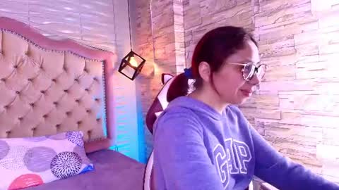 Stephaniesun  online show from 07.28.26