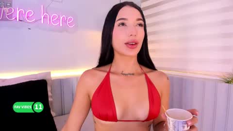 Stephany  online show from 10.03.25