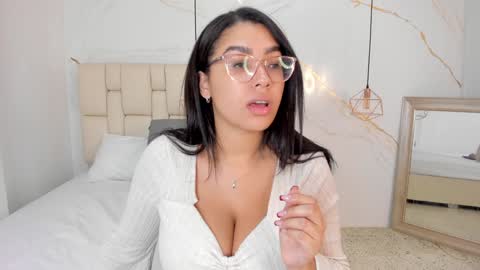 Stefanny online show from 01.24.25