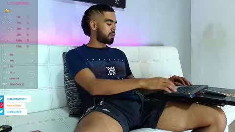Snapshot of stephenbrown_ chatting on 02.19.25 ................ online show from 02.19.25
