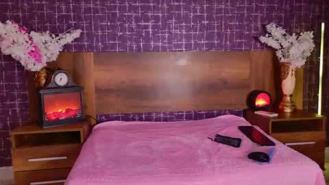 stephiejones online show from 02.05.26