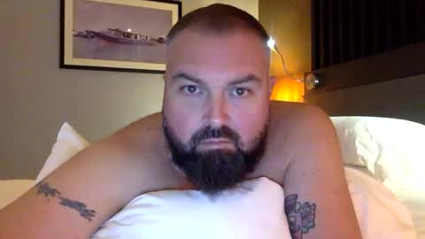 Snapshot of steve__1980 chatting on 12.15.25 steve__1980 online show from 12.15.25