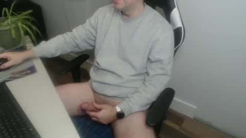 steve_oo8 online show from 02.04.25