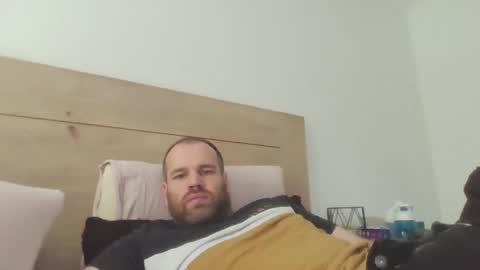 Snapshot of stevebrooks91 chatting on 10.23.25 Steven online show from 10.23.25