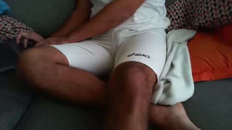 Snapshot of stevehornystud chatting on 10.19.25 stevehornystud online show from 10.19.25