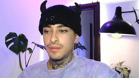 Daniel Steven Navarro online show from 03.24.26