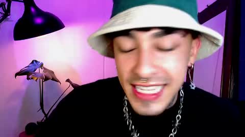 Daniel Steven Navarro online show from 04.05.26