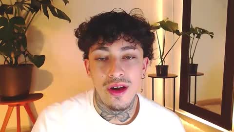 Daniel Steven Navarro online show from 04.15.26