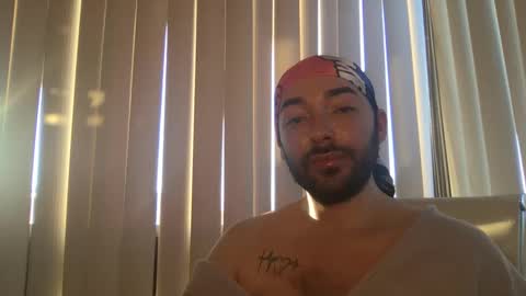 Snapshot of stevey_94 chatting on 09.22.25 gay tease online show from 09.22.25