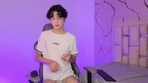 Snapshot of sthepanodimonaco chatting on 02.26.26 Sthepano online show from 02.26.26