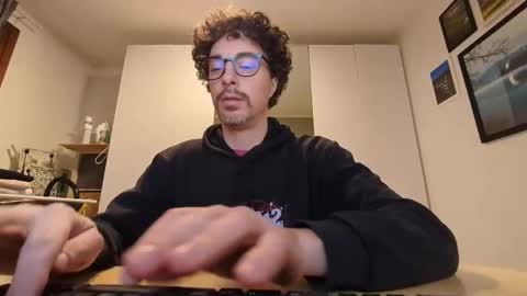 Snapshot of sti270452 chatting on 11.27.25 Jenk online show from 11.27.25