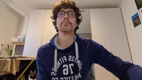 Snapshot of sti270452 chatting on 12.22.25 Jenk online show from 12.22.25