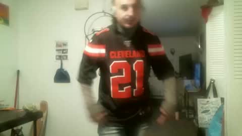 Snapshot of stickey4areason chatting on 11.17.25 stickey online show from 11.17.25