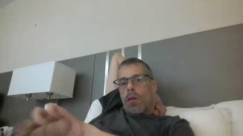 stickymouse45 online show from 04.01.26