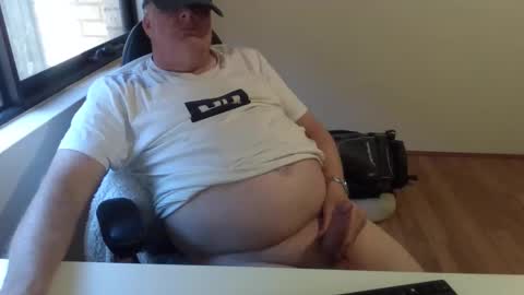 stiffyman55 online show from 10.27.25