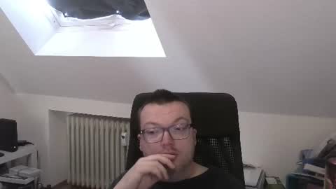 Oliver online show from 08.03.26