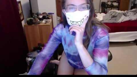 Snapshot of sting_ray111 chatting on 12.10.24 sting_ray111 online show from 12.10.24