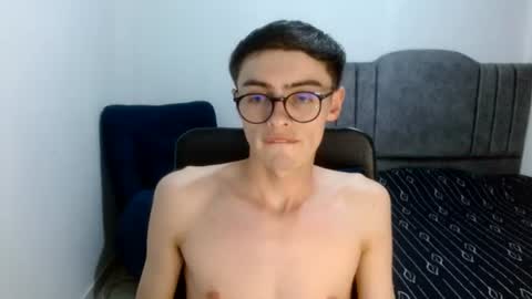 Snapshot of stiv_grant chatting on 07.19.26 stiv_grant online show from 07.19.26